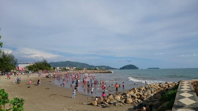 Eksplorasi Eksotis Pantai Muaro Lasak Padang